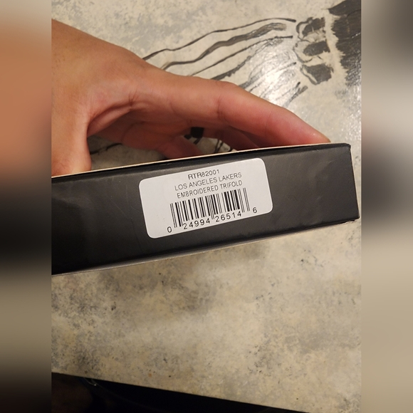 RICO Los Angeles Lakers Black Leather Wallet - Picture 3 of 5